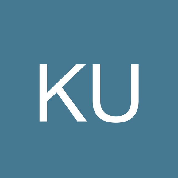 Profile Picture of Keeley Ullrich (@keeleyullrich) on Poshmark