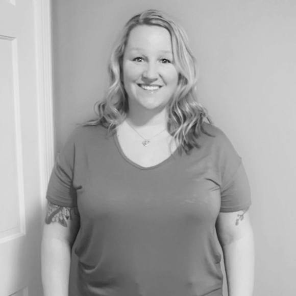 Profile Picture of Carla Steele (@csteele3kids) on Poshmark