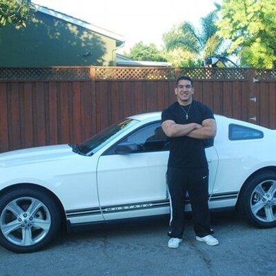 Profile Picture of Paul  Longoria (@Jags90) on Twitter