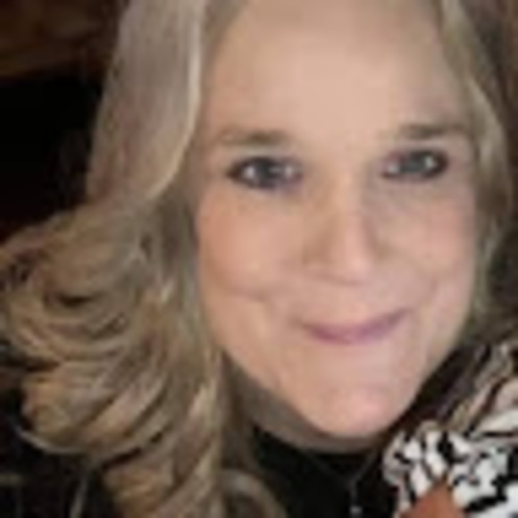 Profile Picture of Jodi a. Kubek (@jodik2168) on Poshmark