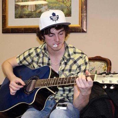 Profile Picture of Aaron Nafziger (@Anafziger34) on Twitter