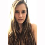Profile Picture of Elise Melito (@apeaceofelise) on Instagram