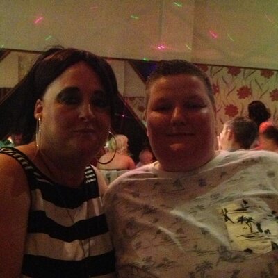 Profile Picture of Lisa Dunne (@Shim2014) on Twitter