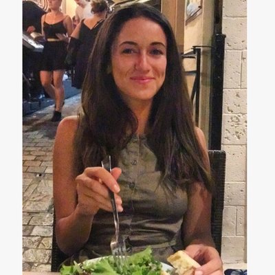 Profile Picture of Sarah Guessoum (@SarahGuessoum) on Twitter