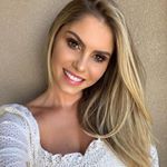 Profile Picture of Celine Davis (@mich.ellemayo) on Instagram