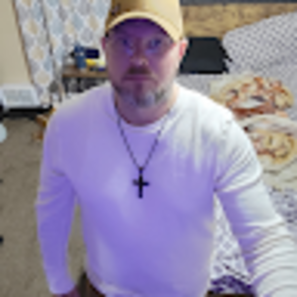 Profile Picture of Shawn Stanley (@yankeefan074) on Poshmark