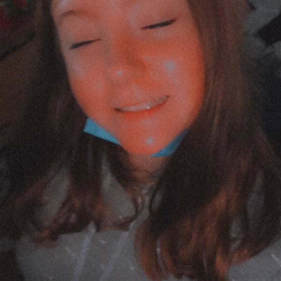 Profile Picture of Aubrey Addison (@aubreyaddiso565) on Poshmark