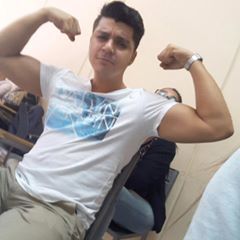 Profile Picture of Roberto Picos (@robertopicos18) on Tiktok