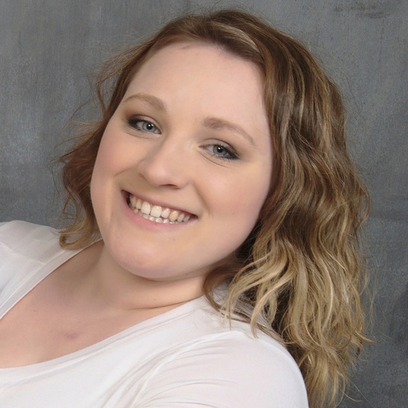 Profile Picture of Bridget Dipierro (@bdip94) on Poshmark