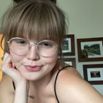 Profile Picture of (⌒▽⌒)☆ (@caroline__mullins) on Instagram