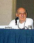 Profile Picture of Julius Schwartzon Wikipedia