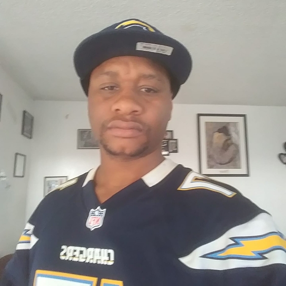 Profile Picture of Barry Johnson (@barryjohnson951) on Poshmark