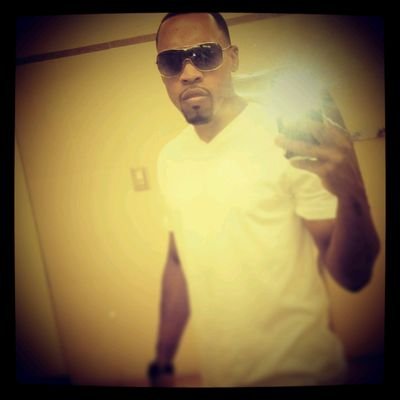 Profile Picture of Anthony Vining (@dav625) on Twitter