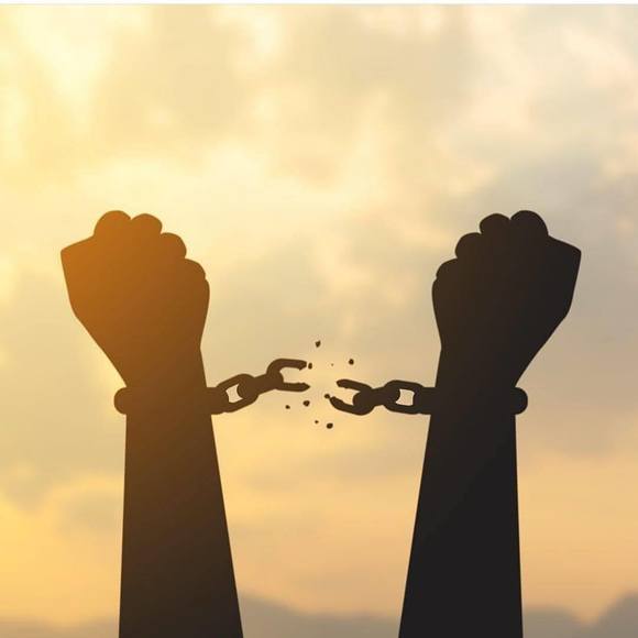 Profile Picture of Lisa Armstrong (@forheisgod7) on Poshmark