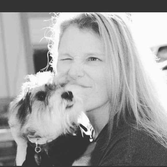 Profile Picture of Samantha Relford (@ssprice5) on Poshmark