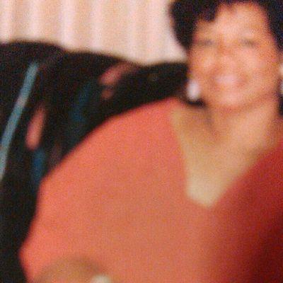 Profile Picture of Carol Donaldson (@dhenrycarol) on Twitter