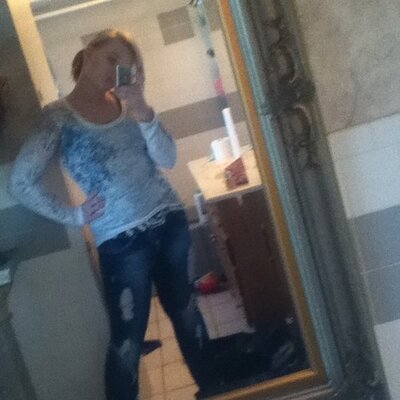 Profile Picture of Arielle Campbell (@ariellepwns) on Twitter