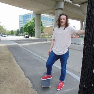 Profile Picture of Blake Dones (@blake_dones) on Twitter