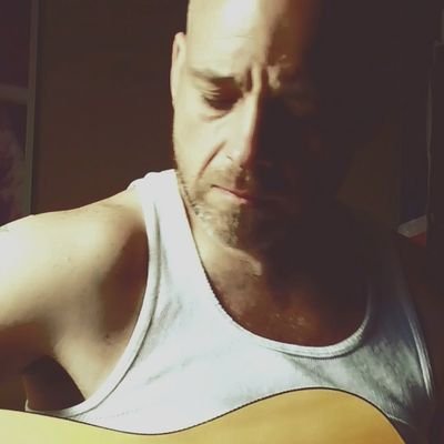 Profile Picture of Mike Hawthorne (@irishmike75) on Twitter