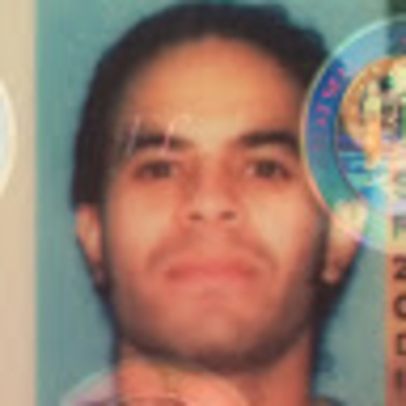 Profile Picture of Fabian Ramos (@sfabianr) on Poshmark