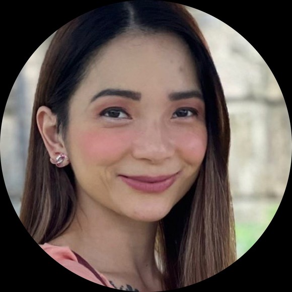 Profile Picture of Josefa Pfannerstill (@josloesll) on Poshmark