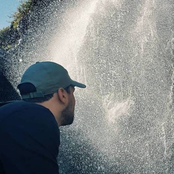 Profile Picture of Adam London (@fermier42489) on Poshmark