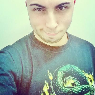 Profile Picture of Patrick Gomes (@SlyzeraOfRuby) on Twitter