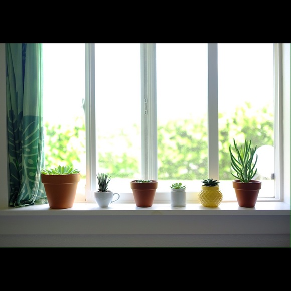 Erika Ciubal - Poshmark Profile Picture of Erika Ciubal (@erika54c) on Poshmark