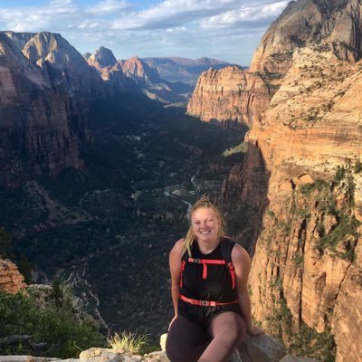 Profile Picture of Alyssa Simon (@alyssa__simon) on Twitter