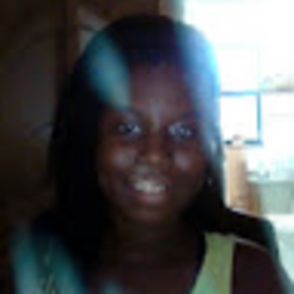 Profile Picture of Maddy Milius (@maddymilius32) on Poshmark