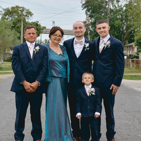 Profile Picture of Karen Schouest (@karenschouest) on Poshmark