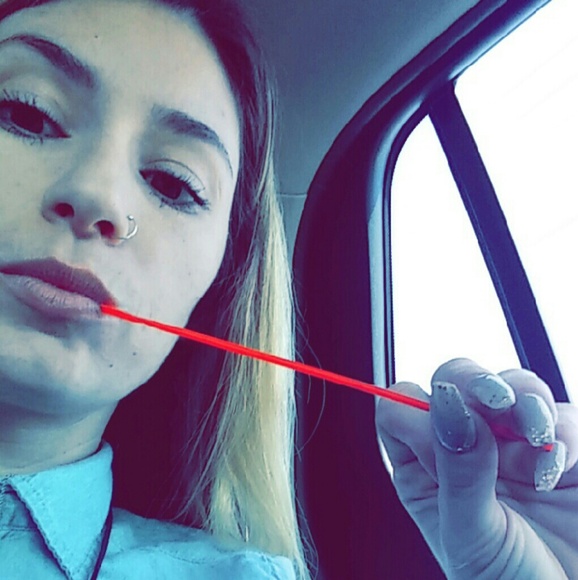 Profile Picture of Ashley Cucco (@cuvcos) on Poshmark