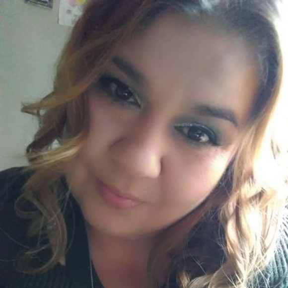 Profile Picture of Peg Pegz (@pegz76) on Poshmark