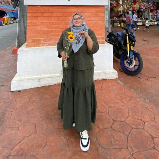 Profile Picture of Azizah💗 (@azizah_abcm) on Tiktok