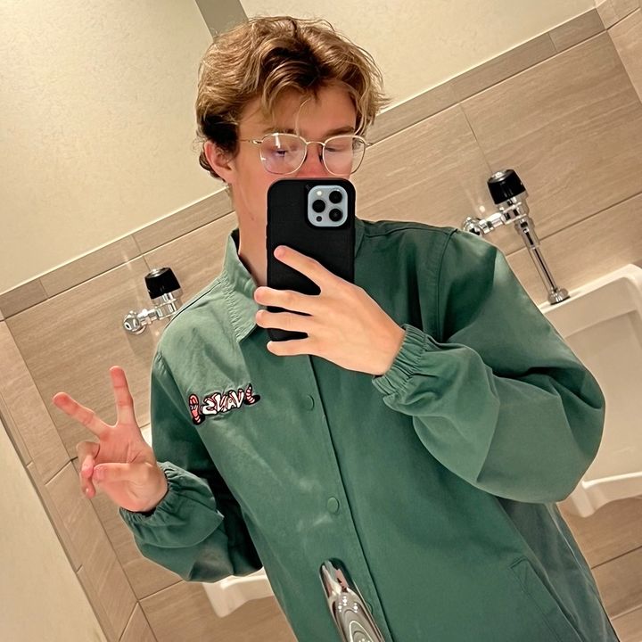 Profile Picture of Mitchel Daniels (@official.mitchel) on Tiktok