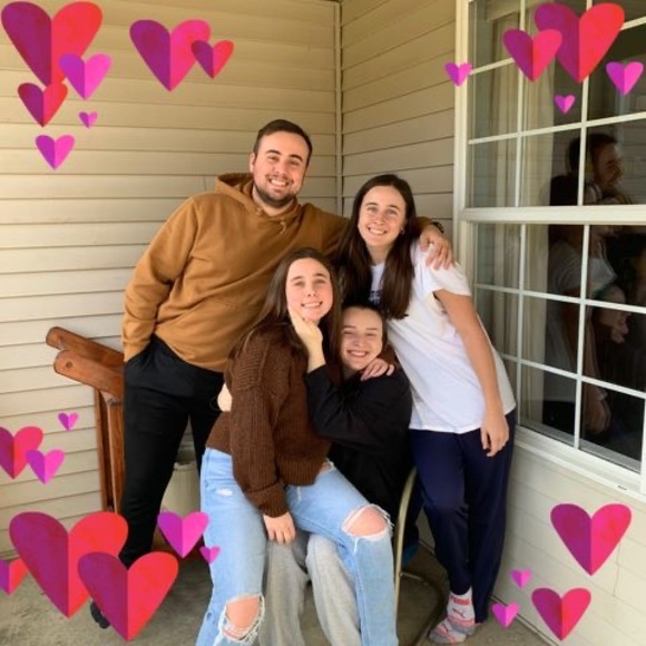 Profile Picture of Amy fritz Zachrich (@a_zachrich) on Poshmark