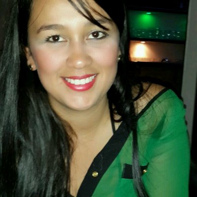 Profile Picture of Vanessa Rueda (@vanessarueda) on Twitter