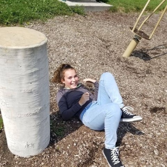 Profile Picture of Tara Budgell (@simpsont606) on Poshmark