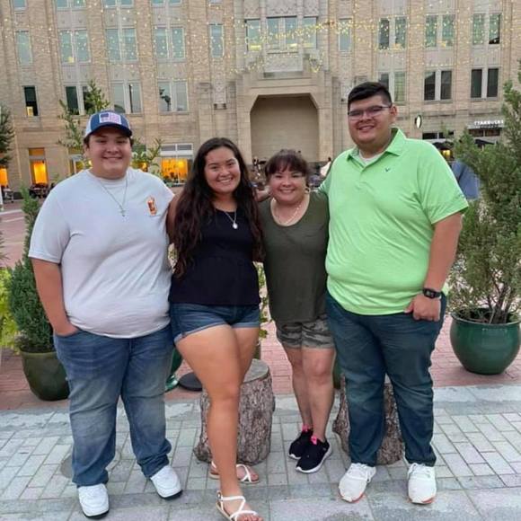 Profile Picture of Joseph Puente (@jpuente5675) on Poshmark