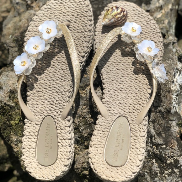 Profile Picture of Stephanie Sipley (@stephaniesipley) on Poshmark