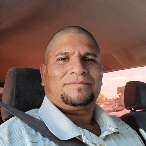 Roberto Gramajo - Poshmark Profile Picture of Roberto Gramajo (@julitoros123) on Poshmark