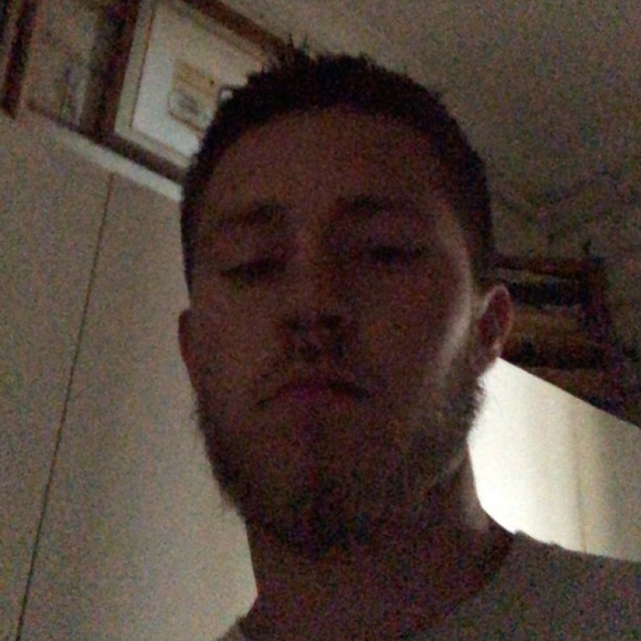 Profile Picture of Hunter Mcbride (@1fivee) on Poshmark