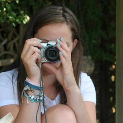 Profile Picture of Lily Tyler (@lilytyler16) on Twitter