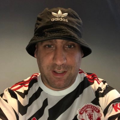 Profile Picture of Mike Curtis (@Mikec81united) on Twitter