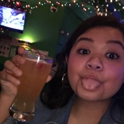 Profile Picture of Samantha Napiza 🌸 (@NapizaSamantha) on Twitter