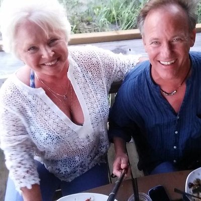 Profile Picture of Chic Bargains (@DebbieJeanJones) on Twitter