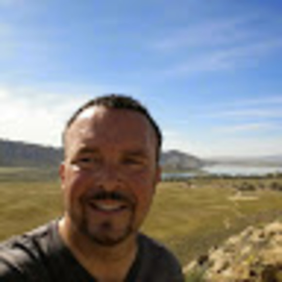 Profile Picture of David Pallone (@dpallone33) on Poshmark