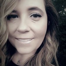 Profile Picture of April Cates (@catesrealestate) on Twitter