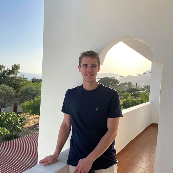 Profile Picture of Joel Richards (@richardsjoel) on Poshmark