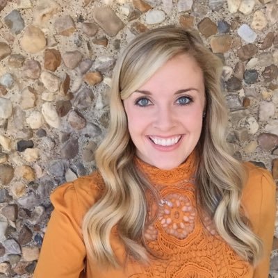 Profile Picture of Leslie Connor (@LConnor22) on Twitter